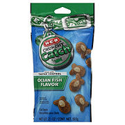 https://images.heb.com/is/image/HEBGrocery/prd-small/h-e-b-crunchy-catch-ocean-fish-flavor-cat-treats-001495091.jpg