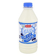 https://images.heb.com/is/image/HEBGrocery/prd-small/h-e-b-select-ingredients-1-lowfat-milk-001786905.jpg