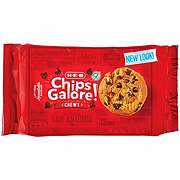 https://images.heb.com/is/image/HEBGrocery/prd-small/h-e-b-select-ingredients-chips-galore-chewy-chocolate-chip-cookies-000527311.jpg