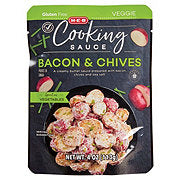 https://images.heb.com/is/image/HEBGrocery/prd-small/h-e-b-select-ingredients-creamy-bacon-and-chives-sauce-001901837.jpg