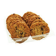 https://images.heb.com/is/image/HEBGrocery/prd-small/h-e-b-select-ingredients-oatmeal-raisin-cookies-001967281.jpg