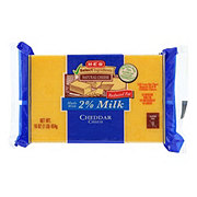 https://images.heb.com/is/image/HEBGrocery/prd-small/h-e-b-select-ingredients-reduced-fat-cheddar-cheese-000997378.jpg