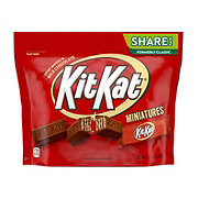 https://images.heb.com/is/image/HEBGrocery/prd-small/kit-kat-miniatures-milk-chocolate-wafer-bars-candy-002696004.jpg