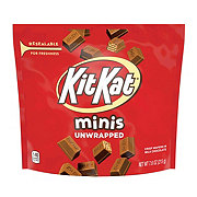 https://images.heb.com/is/image/HEBGrocery/prd-small/kit-kat-minis-milk-chocolate-wafer-bars-candy-002666536.jpg