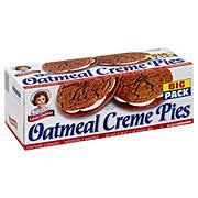 https://images.heb.com/is/image/HEBGrocery/prd-small/little-debbie-oatmeal-creme-pies-big-pack-000390383.jpg