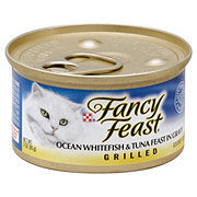 https://images.heb.com/is/image/HEBGrocery/prd-small/purina-fancy-feast-grilled-ocean-whitefish-tuna-feast-in-gravy-gourmet-cat-food-000727850.jpg