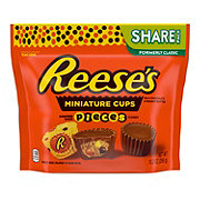 https://images.heb.com/is/image/HEBGrocery/prd-small/reese-s-milk-chocolate-peanut-butter-cups-miniatures-with-pieces-candy-002696035.jpg