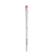 https://images.heb.com/is/image/HEBGrocery/prd-small/wet-n-wild-large-eyeshadow-brush-001927014.jpg